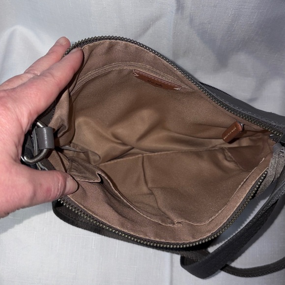 The Sak Grey Leather/Suede Shoulder/Crossbody Bag NWOT - Picture 5 of 9